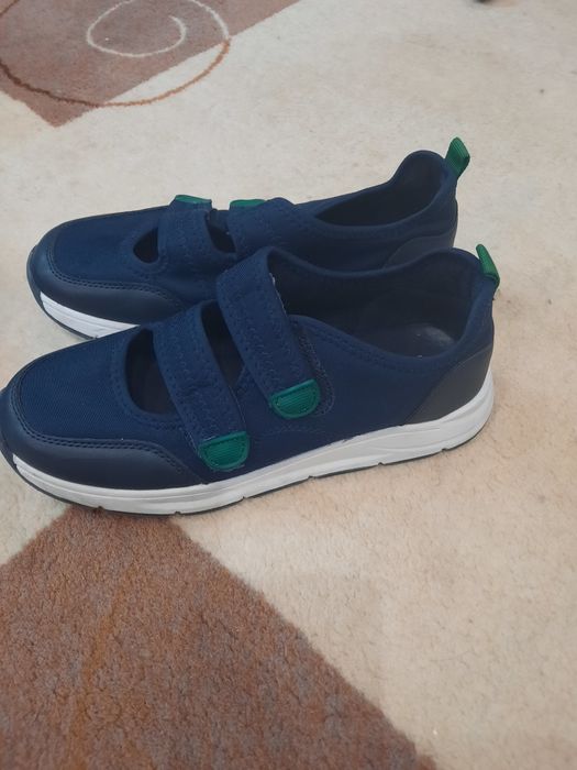 Продам пакет обуви