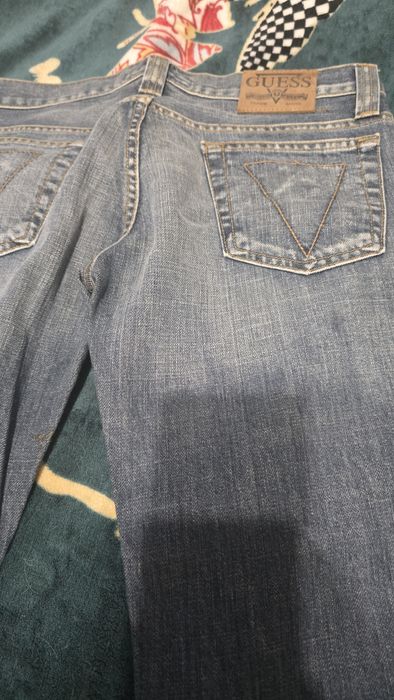 Дънки-чисто нови дънки