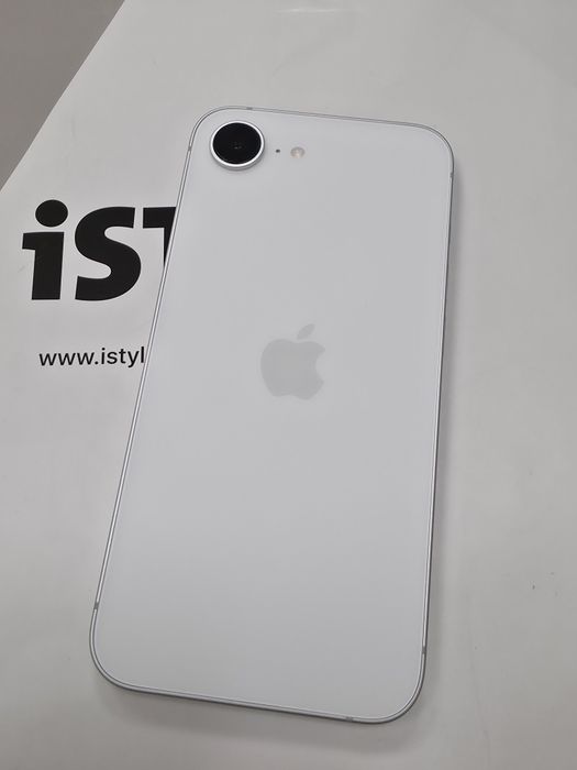 256GB iPhone 17e Гаранция iStyle 2028г. White / Бял