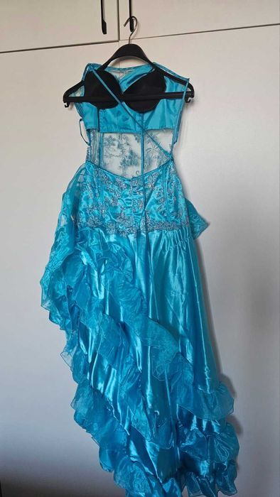 Бална рокля за бал