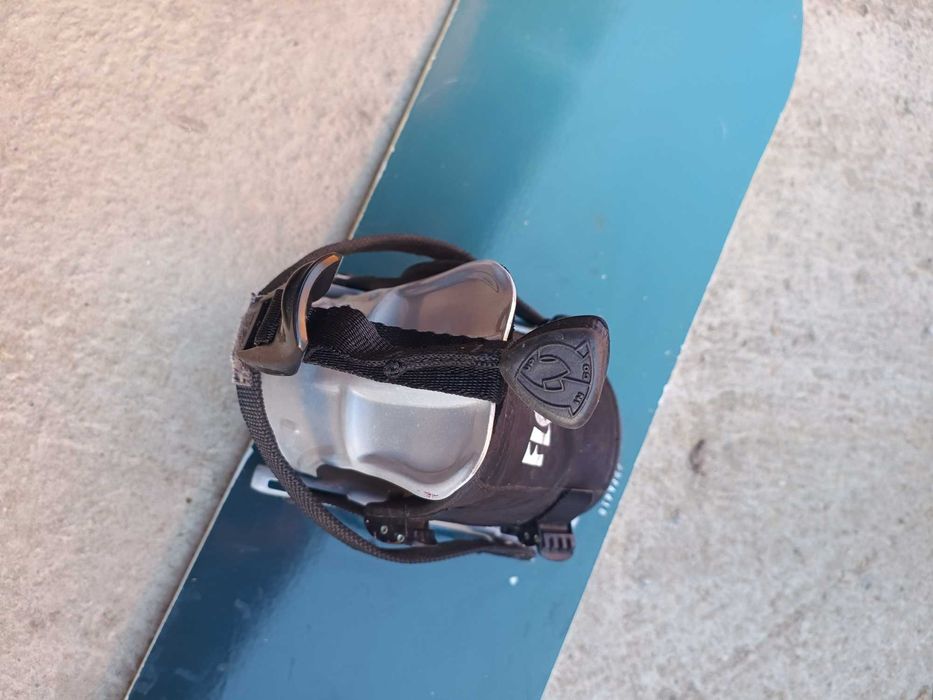 Сноуборд Pyramid USA 155см с автомати