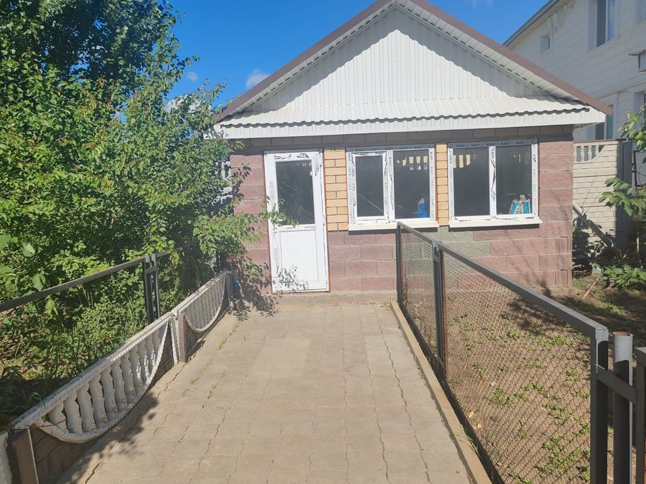 Продам Большой Дом Мансардный. 12 мкр