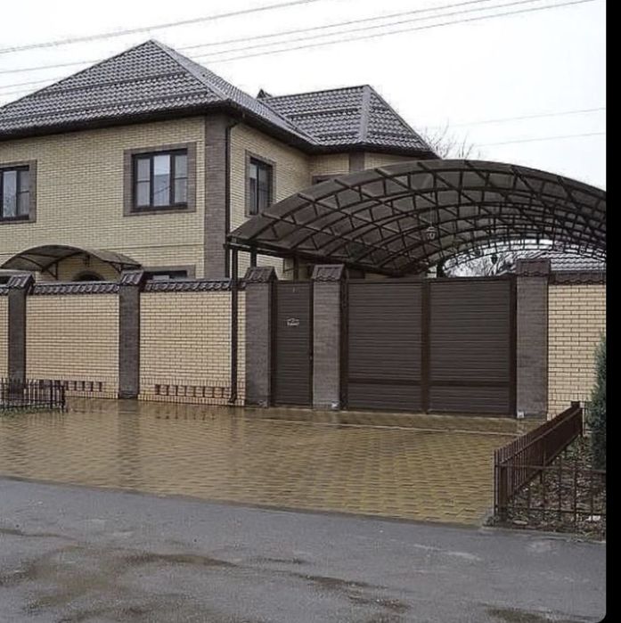 Изготовленин навесов , козырьков,