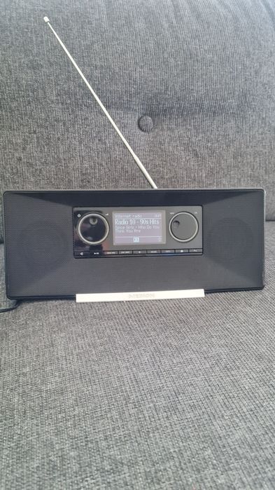 Medion I-net, FM, DAB+,USB player.