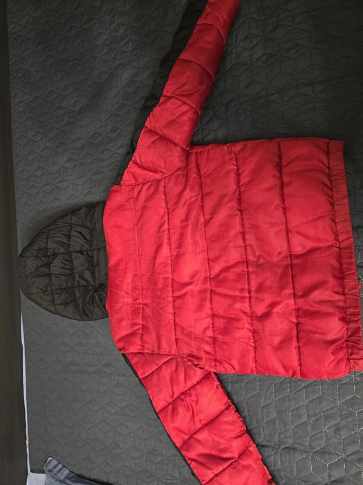 Много дрешки и обувки