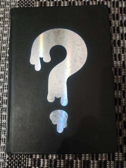 Продам книгу в хорошем состоянии