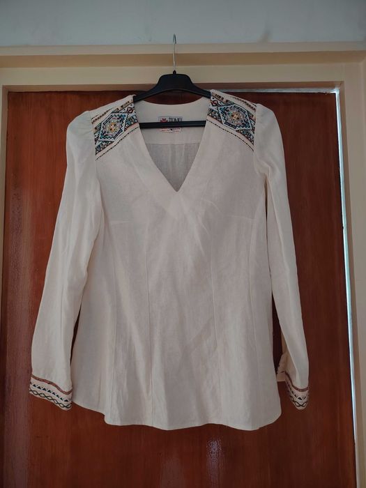 Bluza Iiana de in cu broderie