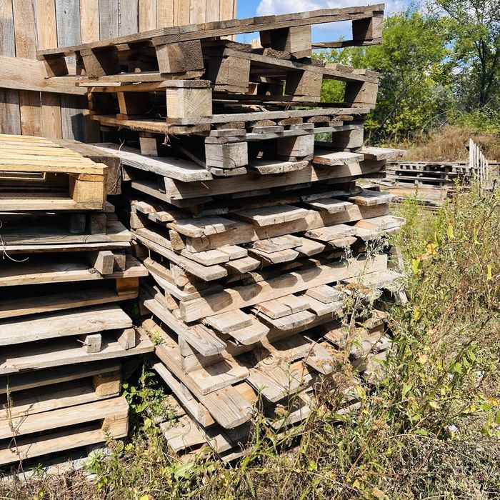 Продам б/у поддоны