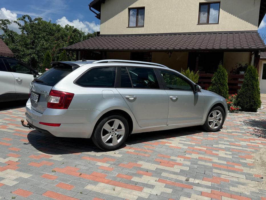 Skoda Oktavia Combi 2014 diesel, manuala