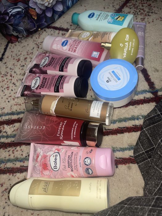 Produse de corp/skincare/parfum vreo 20 de produse