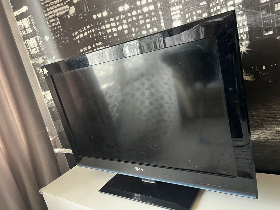 Продам телвизор LG без смарт тв, Торг