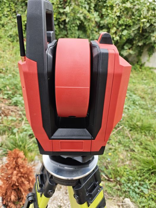 2026 - Hilti PLT 400 + PLC 600 - Тотална станция + таблет
