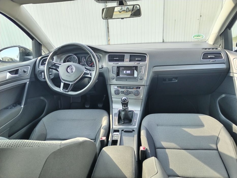 VOLKSWAGEN Golf 2013 — imagine 5