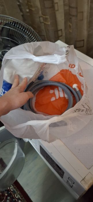 Продаётся стиральная машина + шланг в придачу
