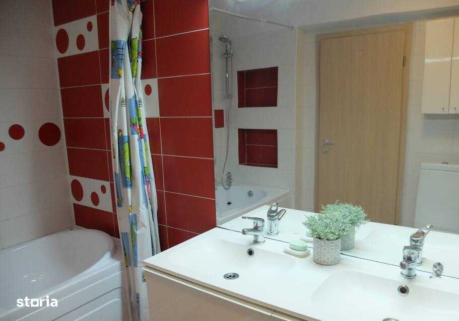 Apartament situat pe 2 niveluri | 107 mp + 30mp terase | Cartier Intre