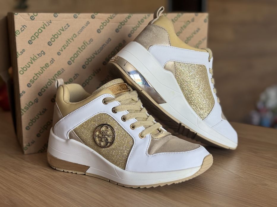 Дамски обувки Guess