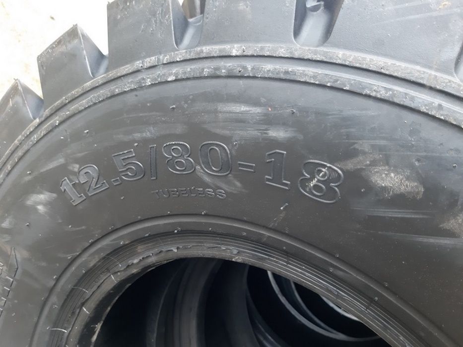 Cauciucuri 12.5/80-18 Industriale Robuste asfalt JCB Anvelope fata