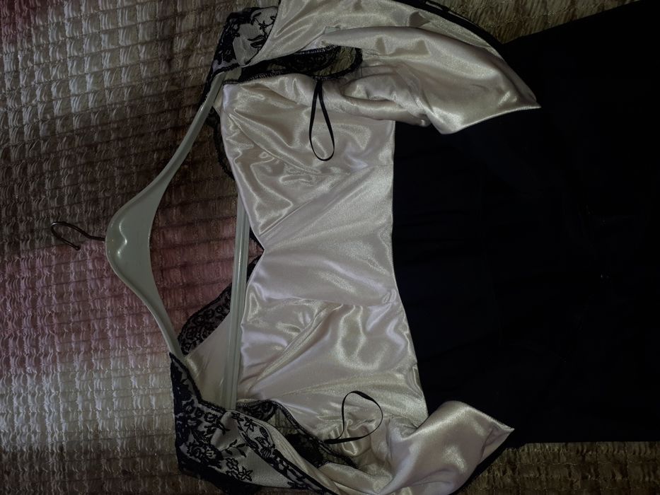 Официална рокля