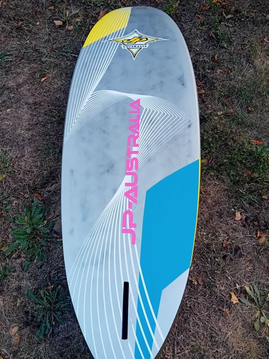 Уиндсърф сърф дъска  surf JP freestyle 98 литра,мачта 3.70 RRD,гик,пл