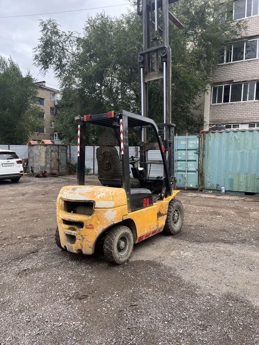 Продам  вилочный погрузчик.