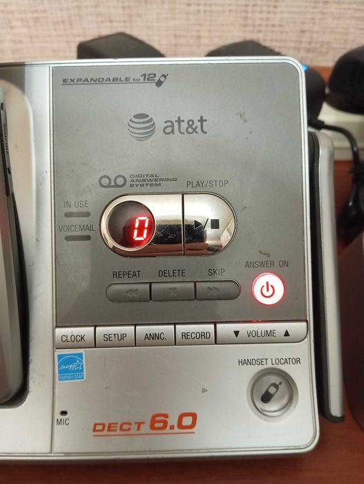 3 в 1! Продам радиотелефон AT&T три трубки на один телефонный номер.
