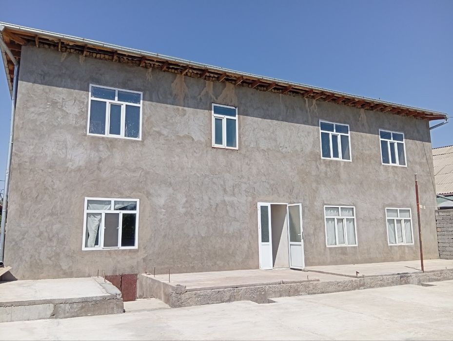 Turar joy honadon sotiladi