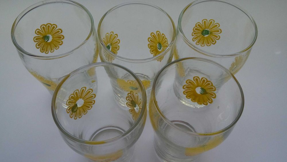 Чаши стъклени ретро