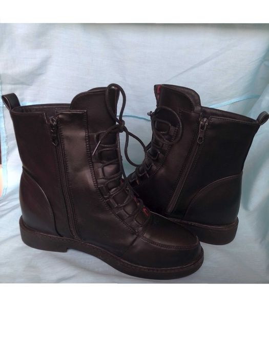 Дамски зимни боти