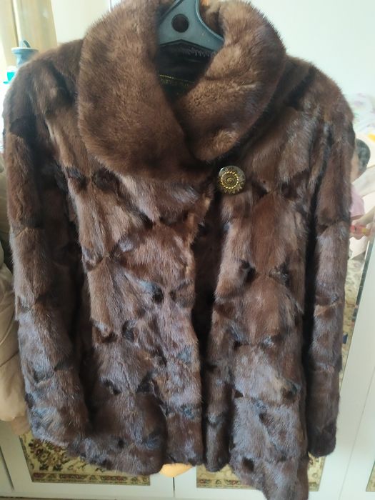 Продам шубу норковую!