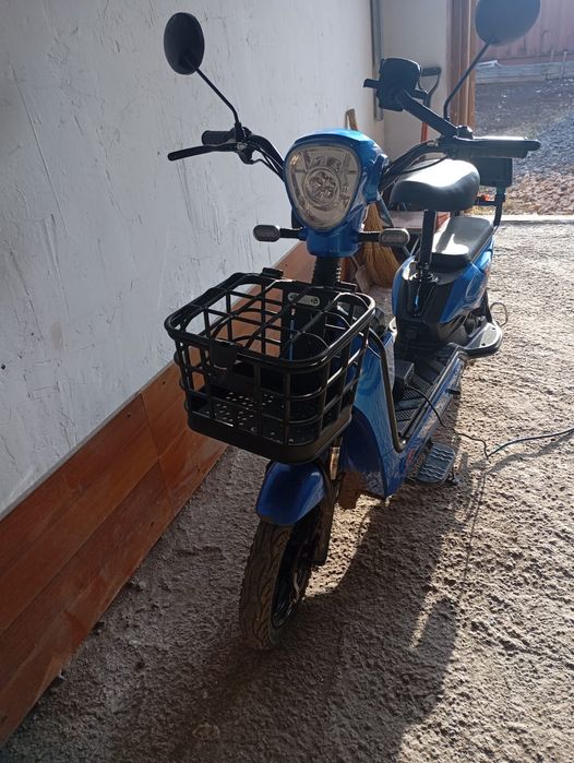 Электроскутер Sk8