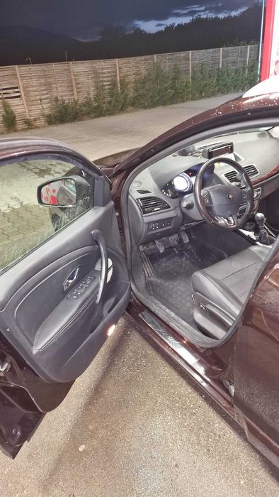Renault Megane 3 1.2 TCe Turbo 132 CP | Dotări Premium | Euro 5 | 2014 | Benzină | Mai multe detalii la telefon + Ofer raport CarVertical in privat
