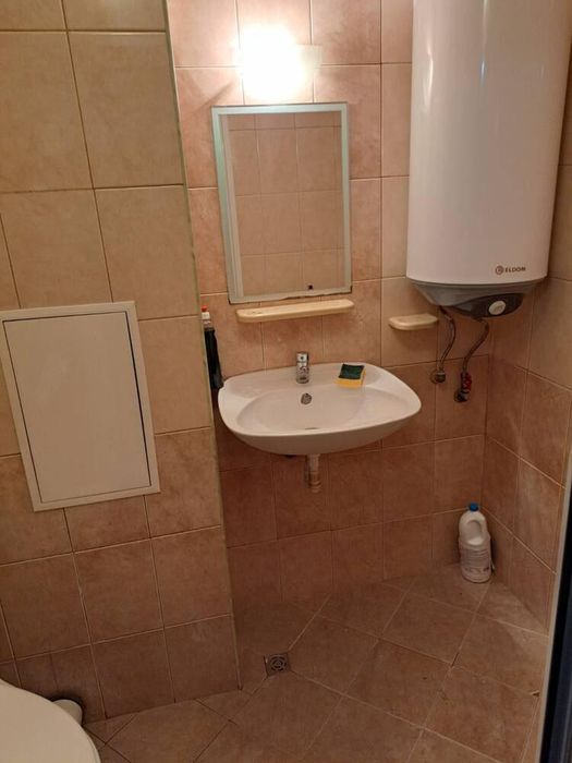 Дава се под наем Едностаен апартамент в Бургас, Изгрев - 46 кв.м за 331.5 € - Снимка #4