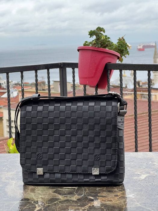 Louis Vuitton барсетки