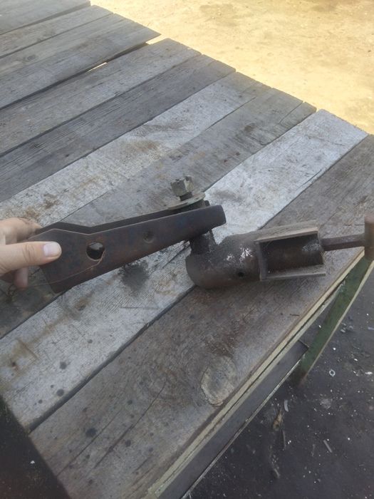 Продам фаркоп универсальный