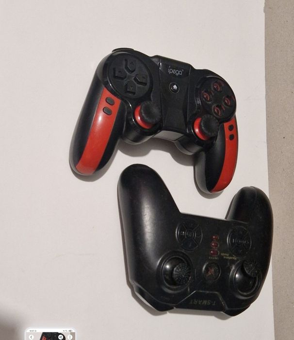 Maneta jocuri / joystick.  Pret/ bucata