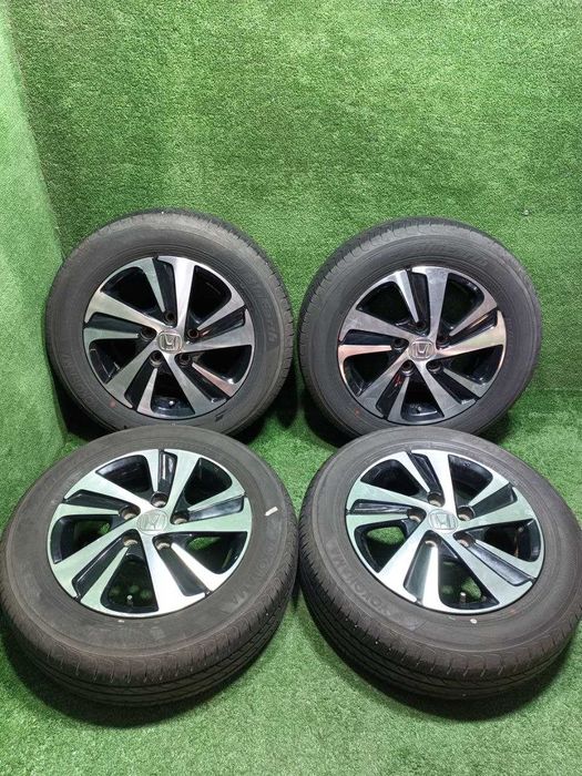 Оригинальные диски Honda 5 / 114,3 с шинами Yokohama 185/65 R15 летний