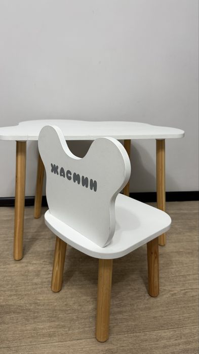 Детский стол и стульчик