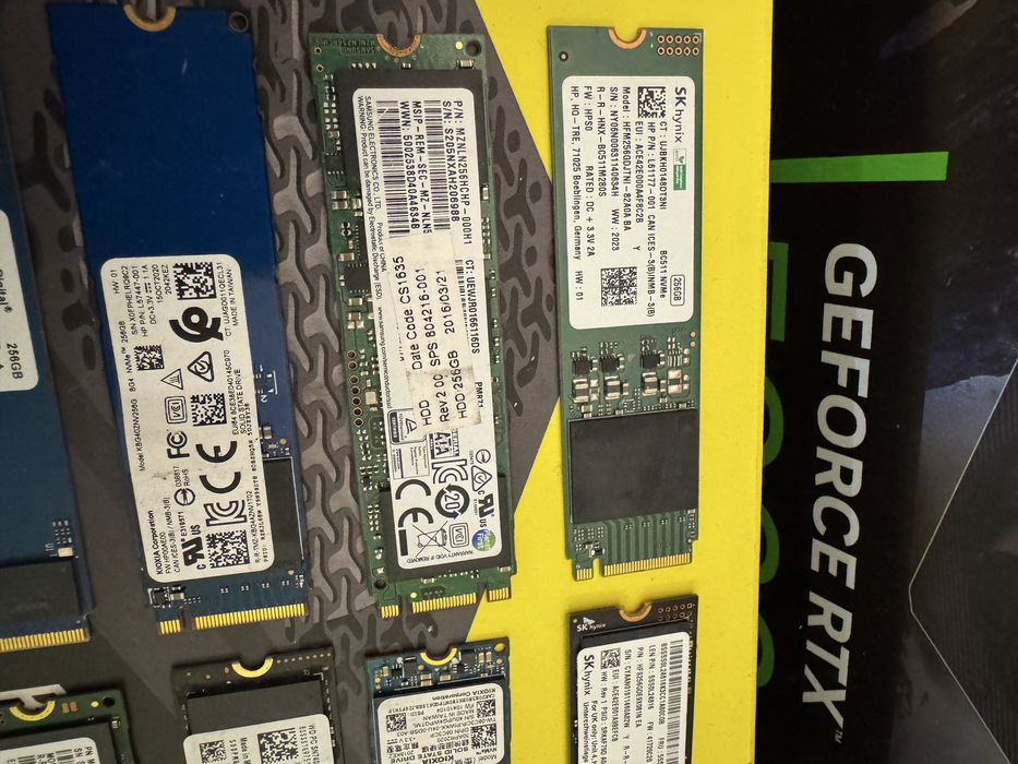 Ssd NVME M2 pc-calculator-unitate-laptop 256GB stare perfecta