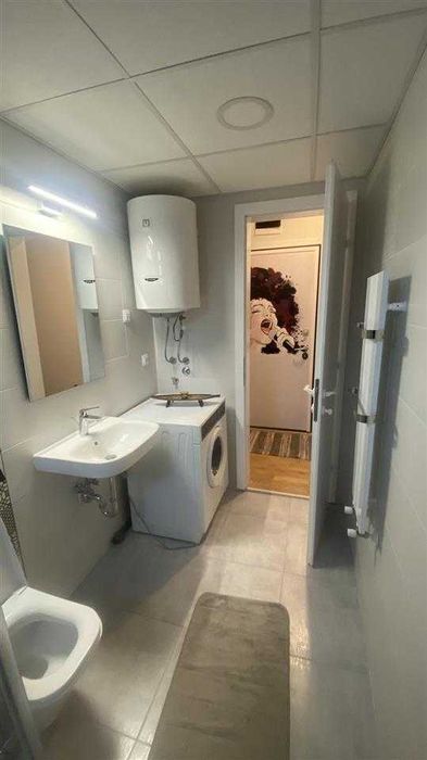 Дава се под наем Едностаен апартамент в Бургас, Славейков - 35 кв.м за 153 € - Снимка #3