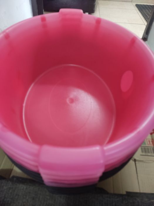 Большой пластиковый тазик