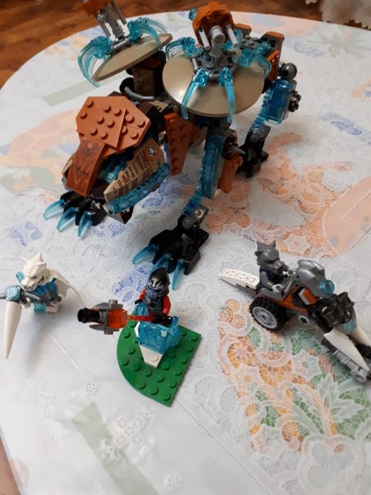 Саблезубый тигр (LEGO)