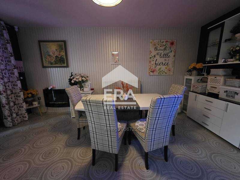 Дава се под наем Къща в Хасково, Дружба 1 - 262 кв.м за 390000 € - Снимка #2