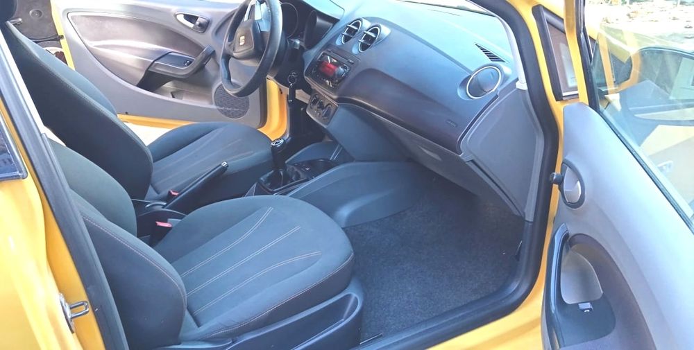 Seat Ibiza 2 Fab 2012 Euro 5 Motor 1400 Benzina MPI Climă Numere Roși