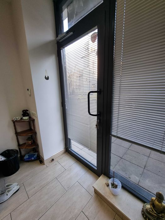 Дава се под наем Офис в Бургас, Възраждане - 40 кв.м за 408 € - Снимка #2