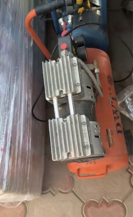 Продам Компрессор DWT