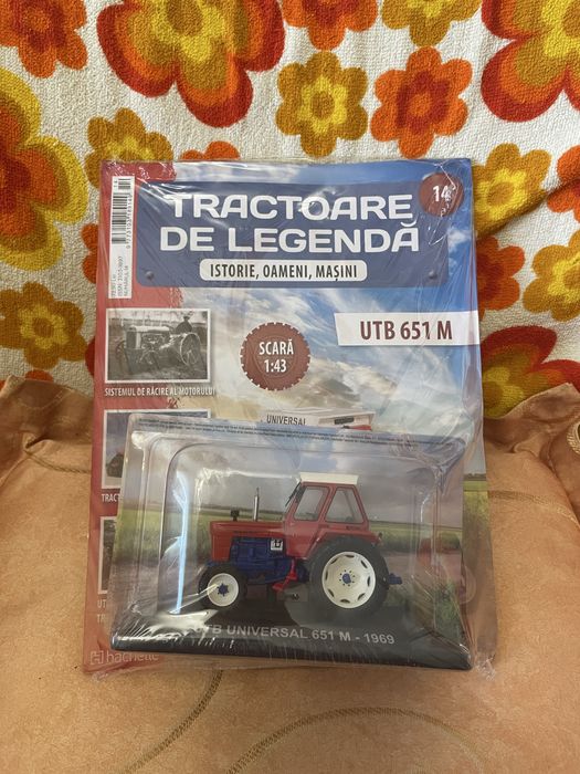 Machetă Tractor UTB Universal 651 M (1969) 1:43