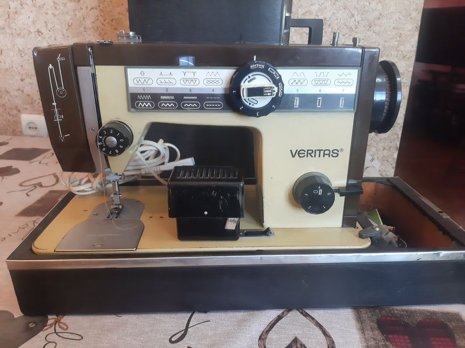 Швейная машина Веритас