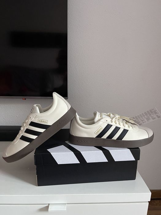 Adidas vl court adidași