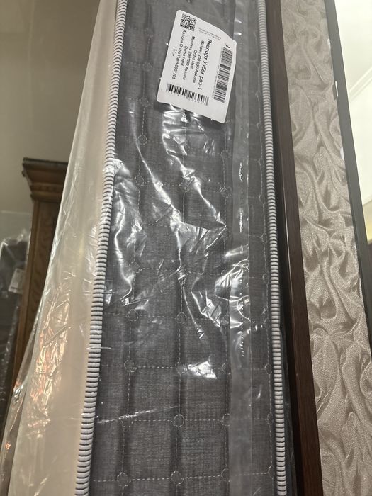 Матрас ортопедический 200\90 почти новый 2 шт.