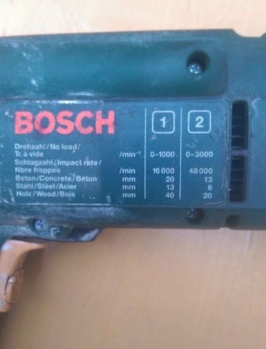 Masina de gaurit cu percutie Bosch PSB 680 RE 680 W
